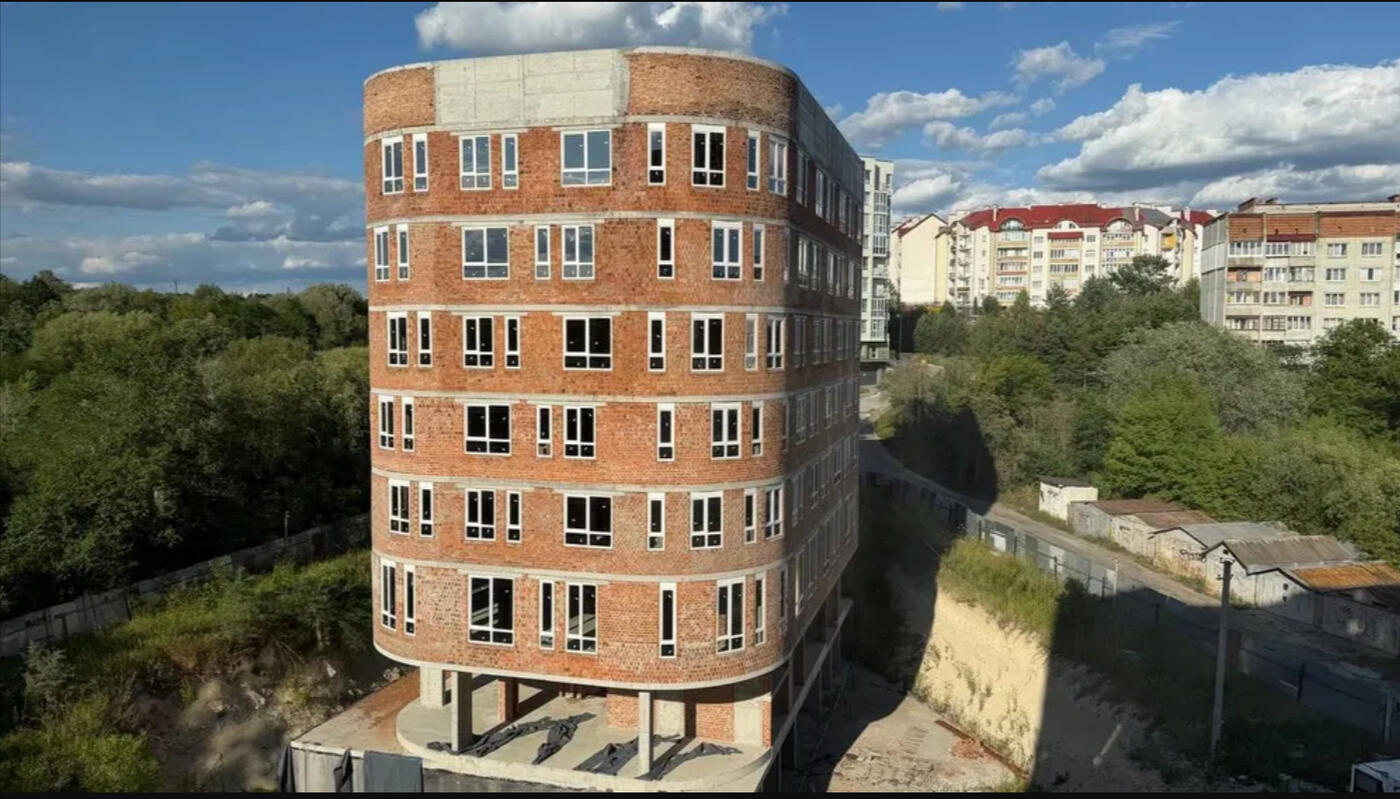 Миколайчука 38, Шевченківський район Миколайчука 38, Шевченківський район