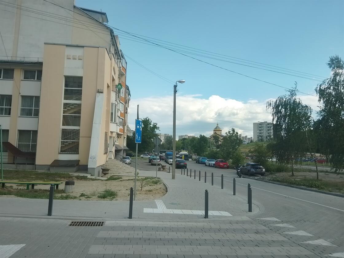 Миколайчука 38, Шевченківський район Миколайчука 38, Шевченківський район