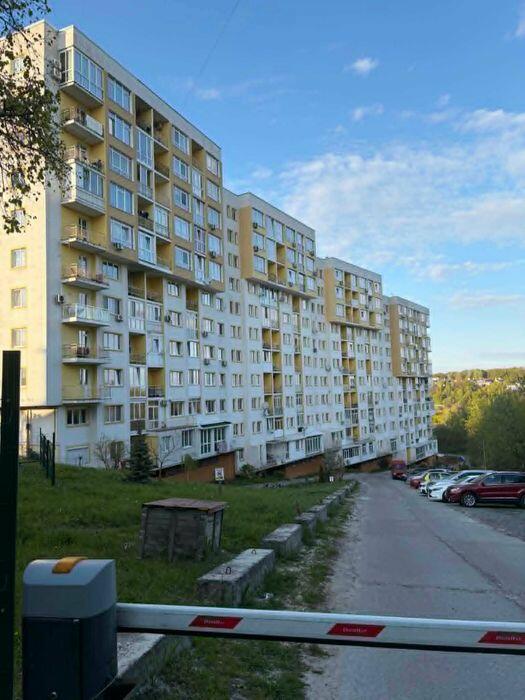 Вул. Лисеницька  19б, Личаківський район