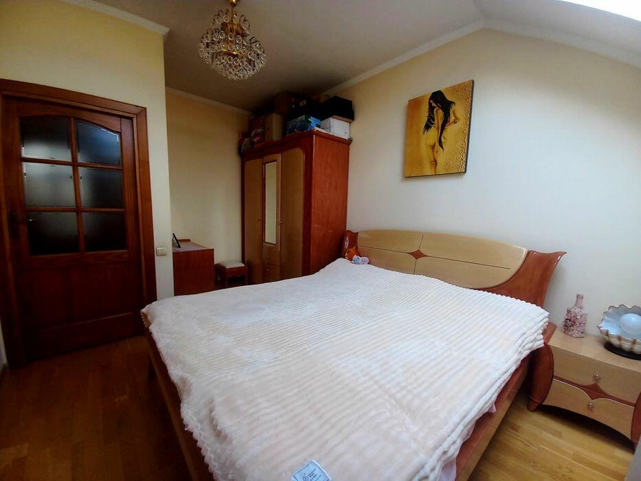 Вул Квітова, Галицький район Вул Квітова, Галицький район