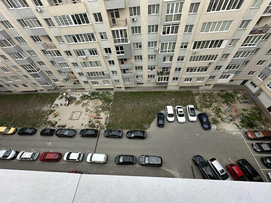 Вул. Бережанська, Сихівський район Вул. Бережанська, Сихівський район