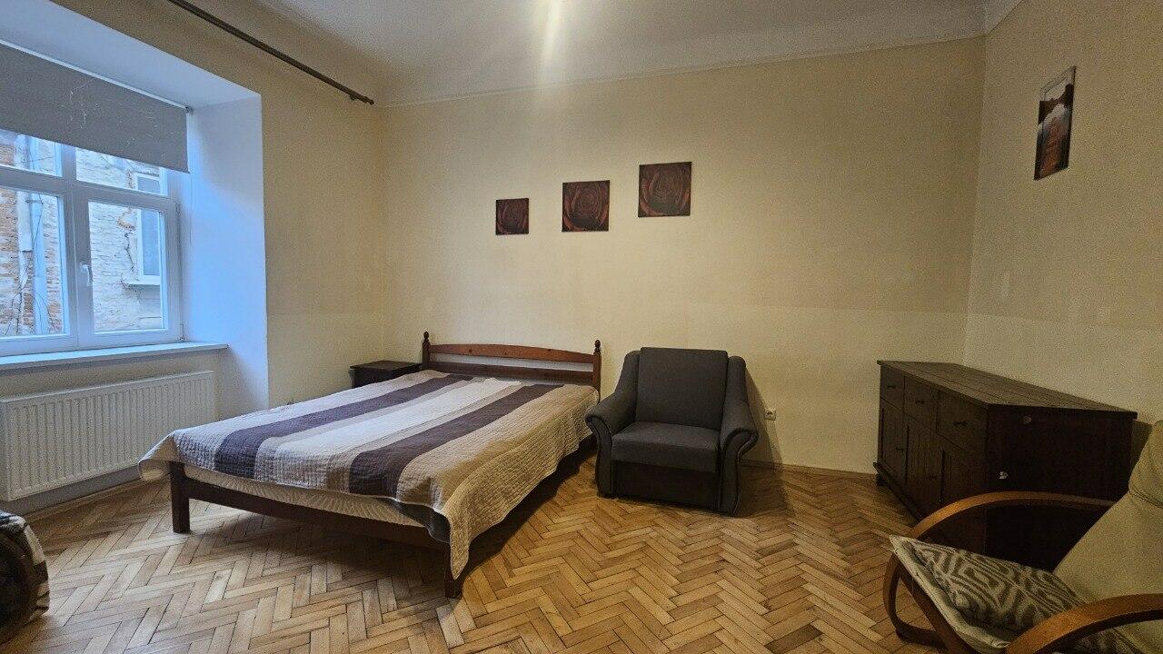Староєврейська 4, Галицький район